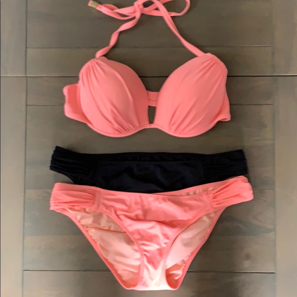 VS bikini 34D / M